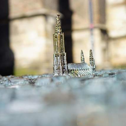 마이봄샘 손상: 눈물막의 건강을 위협하는 조용한 적