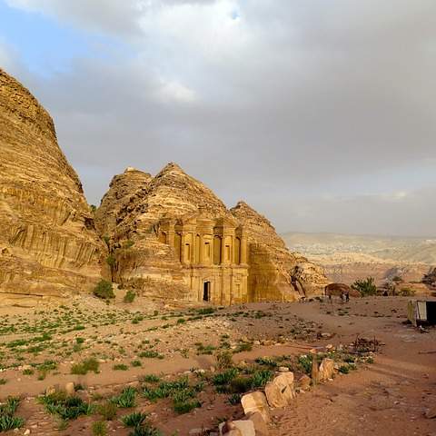 중학생을 위한 인강 사이트 선택 완벽 가이드: 학습 성적 향상의 지름길