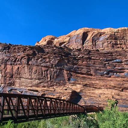 헌가구 수거 부여: 낡은 가구, 걱정 없이 깔끔하게 처리하세요!